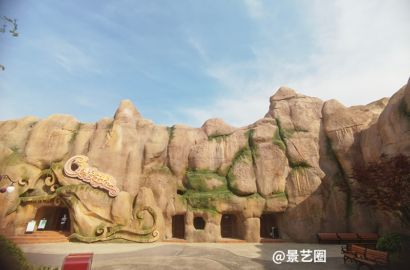 大型塑石假山门头艺术景观水泥雕塑第5张