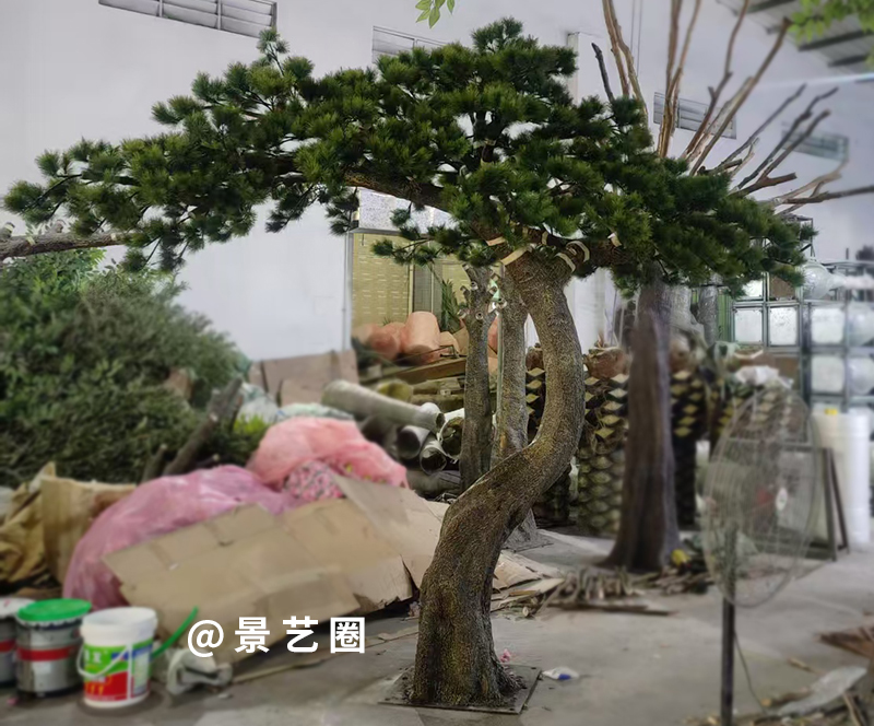 10款造型玻璃钢仿真造型松树工厂实拍案例第10张