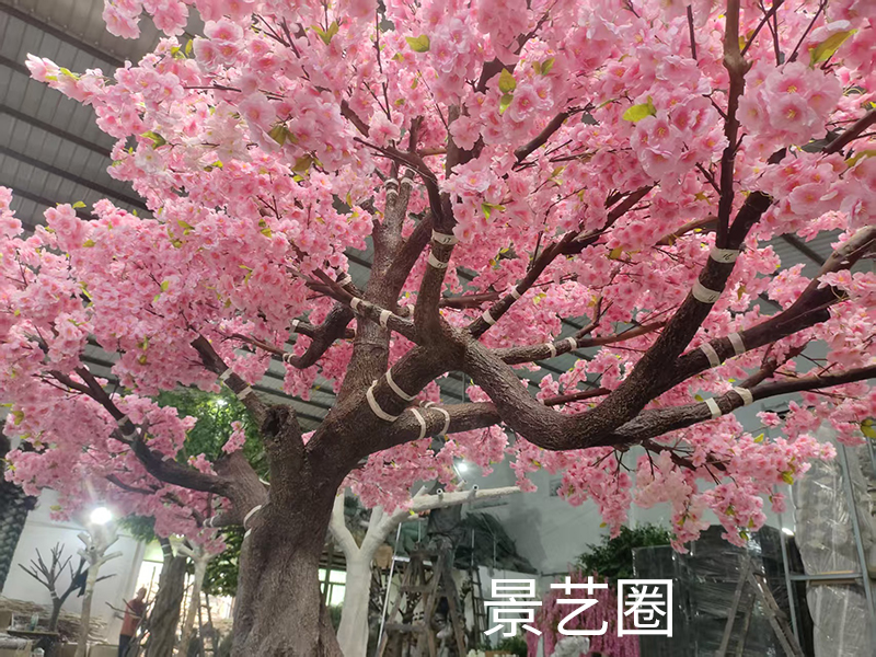 高端造型款仿真樱花树工厂实拍案例第5张